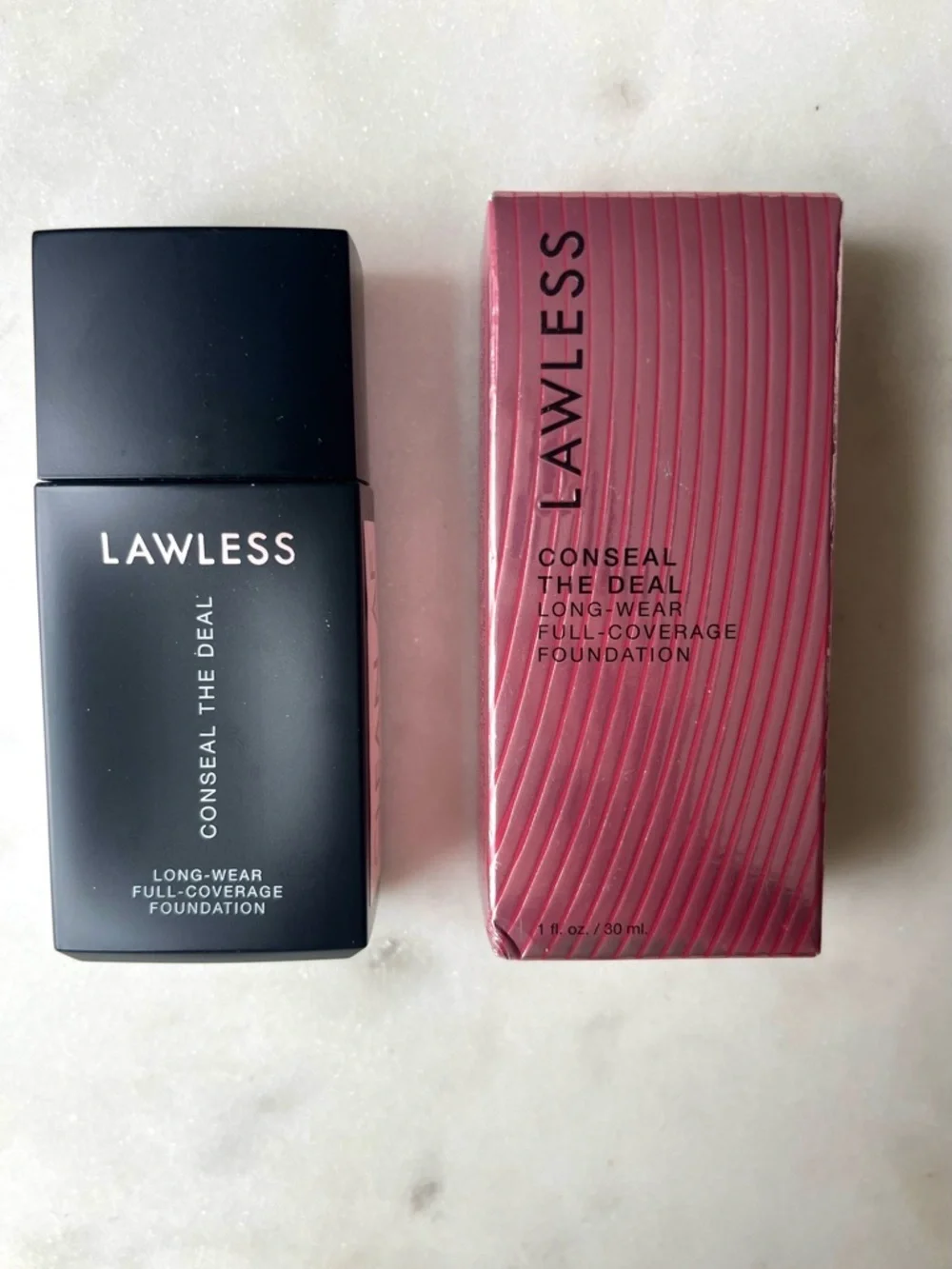 LAWLESS Conceal The Deal Foundation, Almond NWT